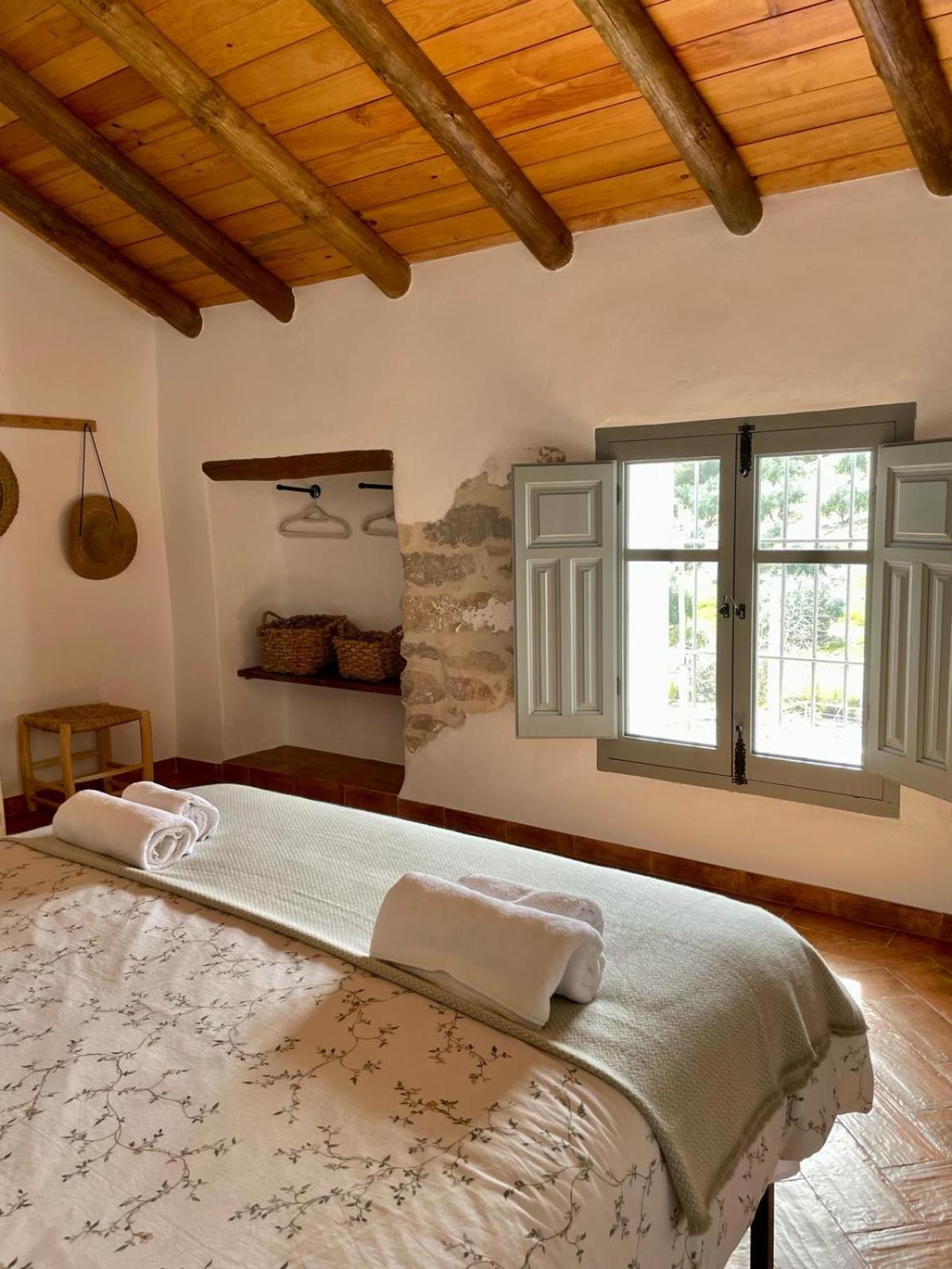 Cortijo Las Angosturas Montefrio Exterior photo